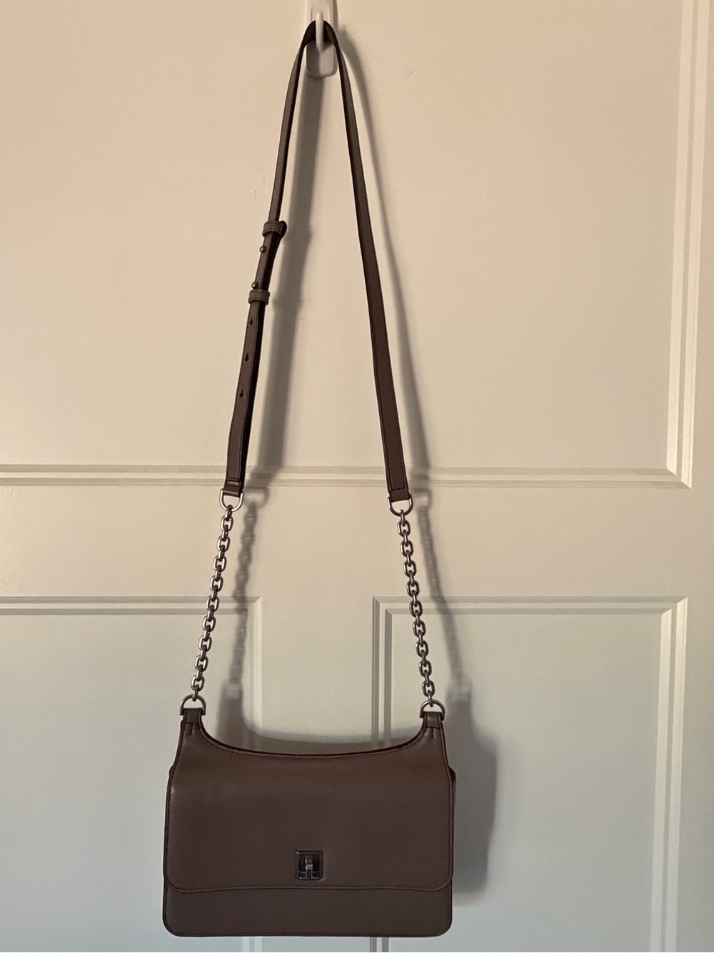 Micheal Kors Taupe Leather Shoulder Bag with Chain Strap